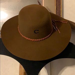 Charlie 1 wanderlust hat